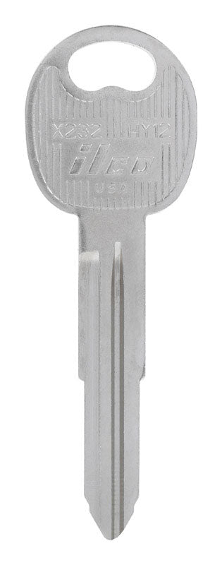 Pack of 10 Hyundai Hy-12 (HY8) key blanks for Hyundai vehicles, showing the key blades and key head with brand logo.