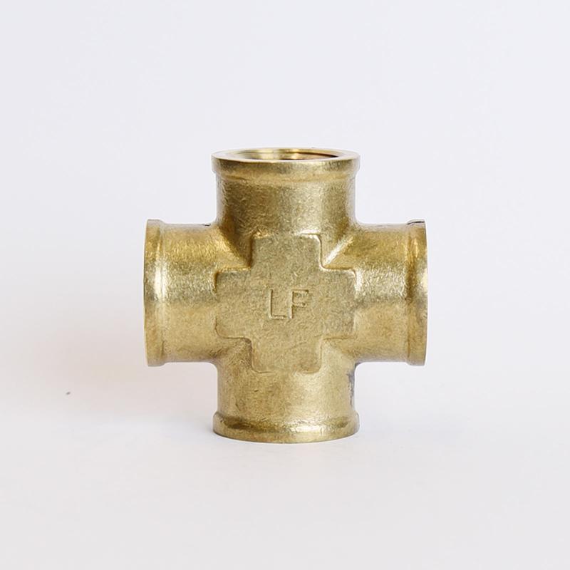 PIPE CROSS 1/2" FPT