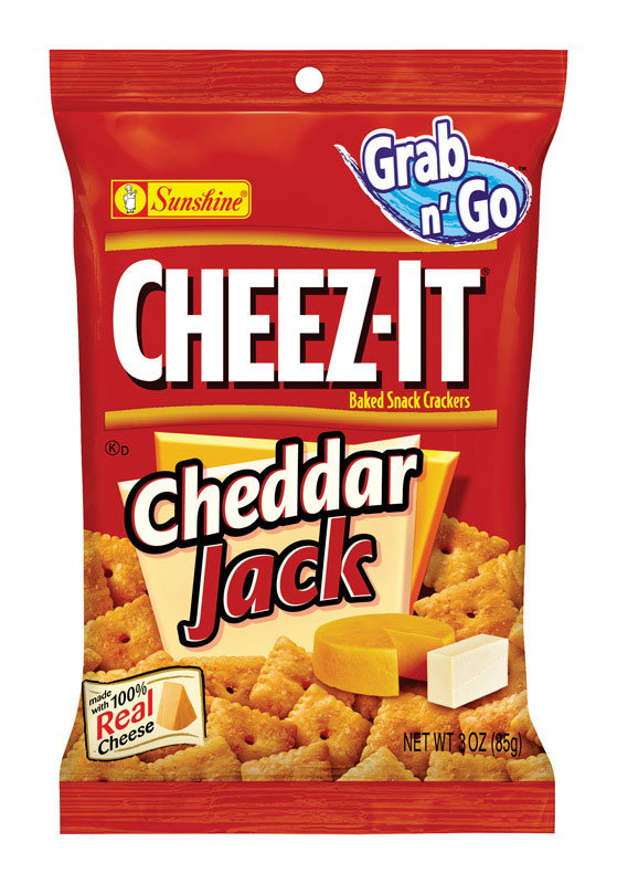 Six 3oz packs of Cheez-It Cheddar Jack snacks by Emery Jensen, featuring crispy cheese crackers in bright orange packaging.